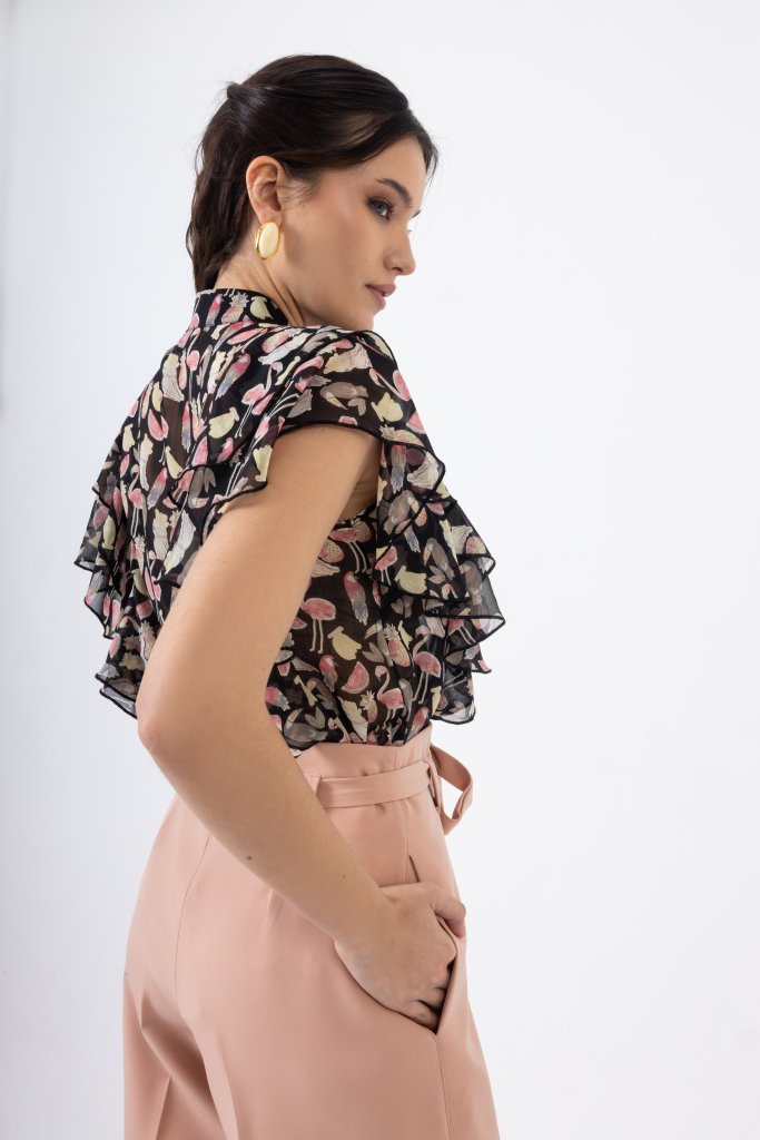 poukamiso floral mauro emprime me entuposiako volan (1)