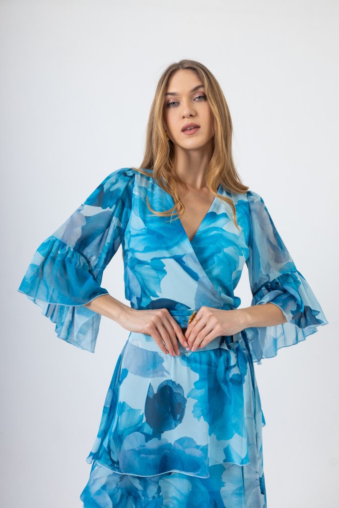 kalokairino floral set me aerini kinisi se xroma galazio (11)