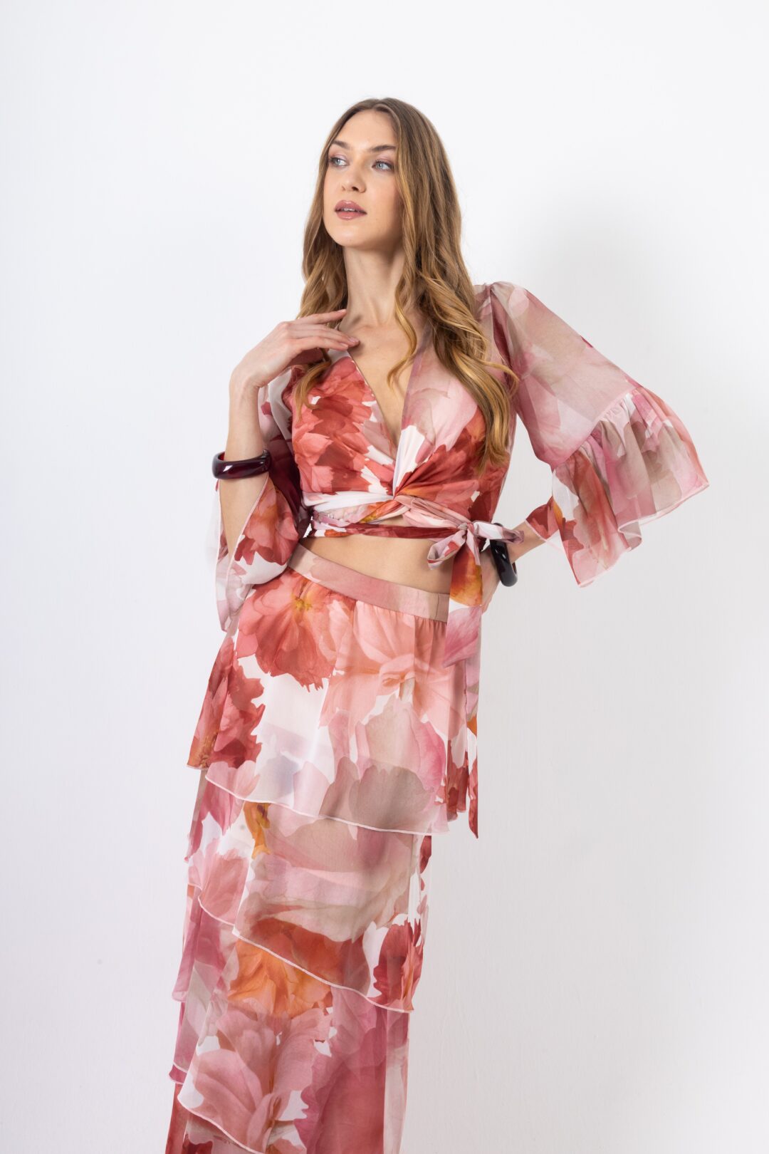 kalokairino floral set me aerini kinisi se xroma sapio milo (10)